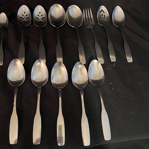 are there different quality of onieda flatware